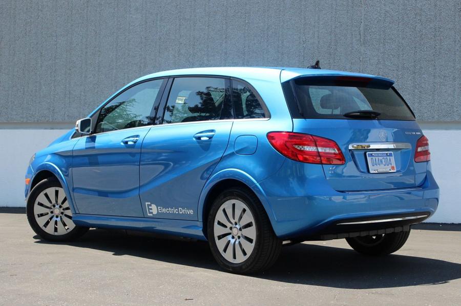 Mercedes-Benz B-Class Electric Drive 2014 года  (US) (фото 12 из 59)